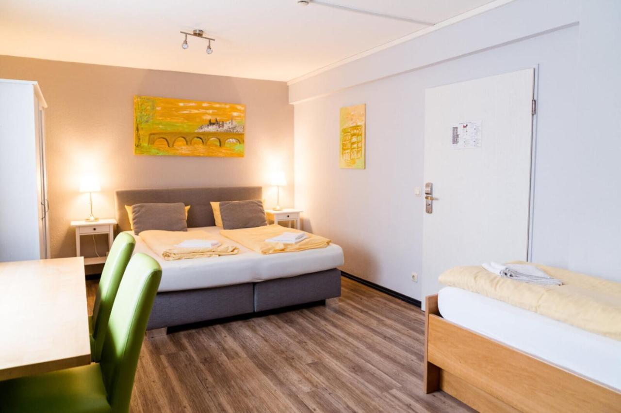 Schroeders Stadtwaldhotel Трир Екстериор снимка