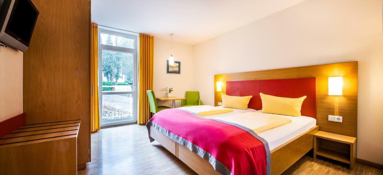 Schroeders Stadtwaldhotel Трир Екстериор снимка